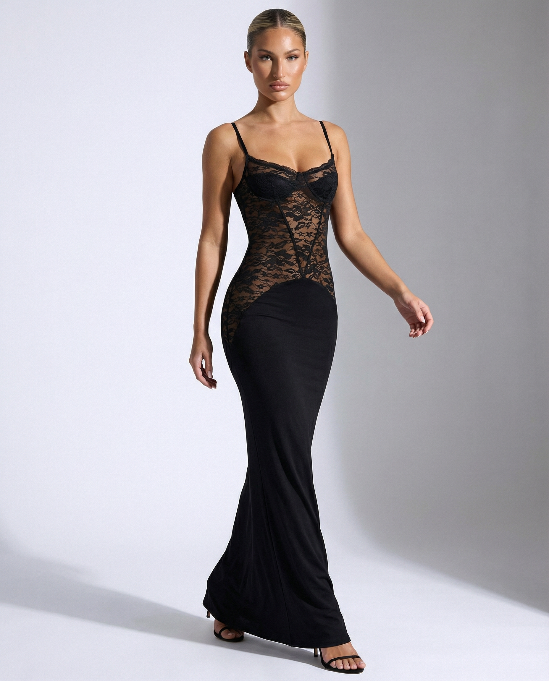 Ellie Lace Maxi Dress